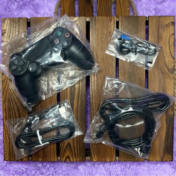 🛑SOLD🛑 PS4 SLIM 1tb Bundle - Picture 10 of 17